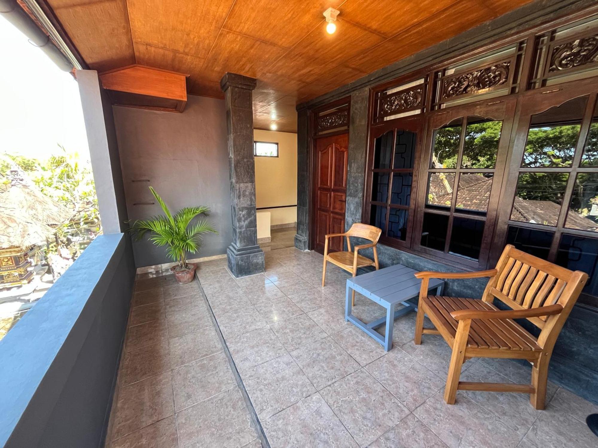 Bali House Near * Nusa Dua (Bali)