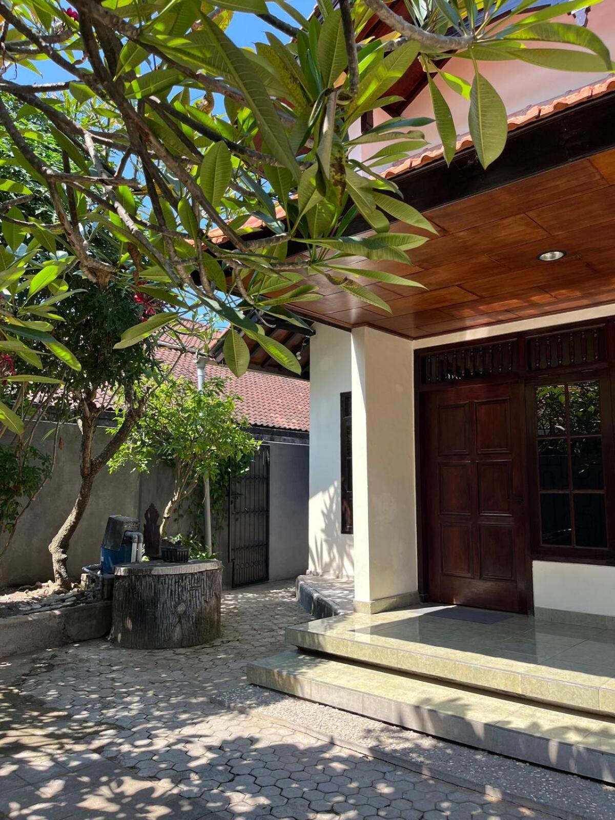Bali House Near Nusa Dua (Bali)
